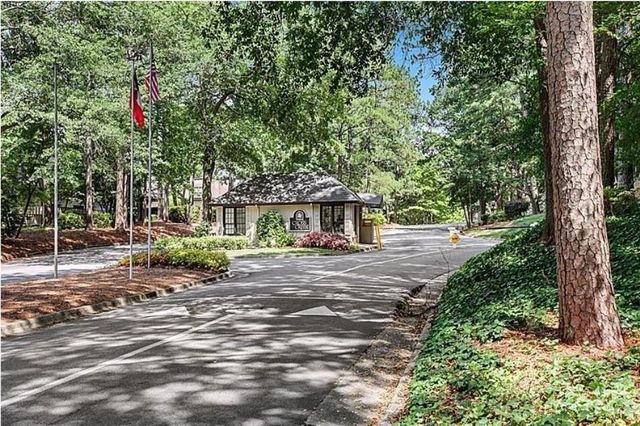 150 Maribeau NW Square, Atlanta, GA 30327