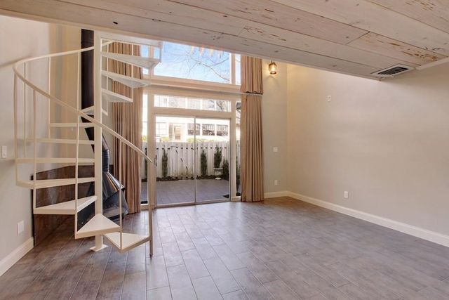 150 Maribeau NW Square, Atlanta, GA 30327