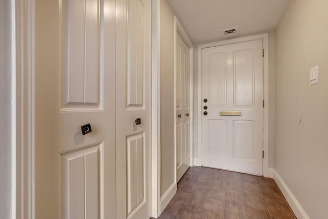 150 Maribeau NW Square, Atlanta, GA 30327