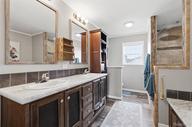 11197 Dogwood Court, Green Oak Township, MI 48178