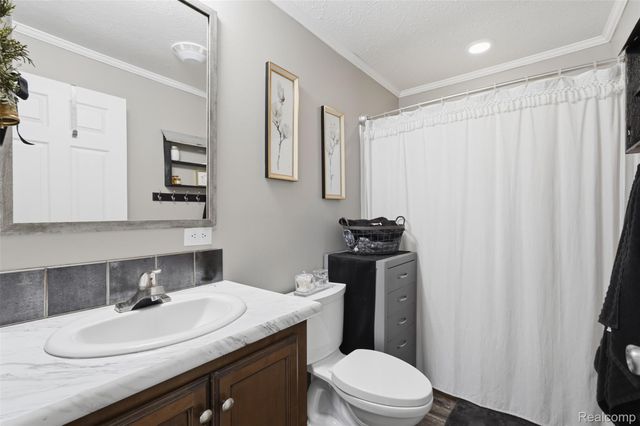 11197 Dogwood Court, Green Oak Township, MI 48178