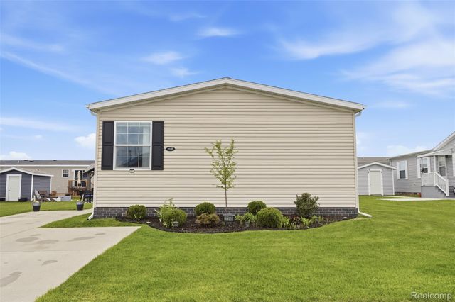 11197 Dogwood Court, Green Oak Township, MI 48178