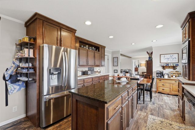 11197 Dogwood Court, Green Oak Township, MI 48178