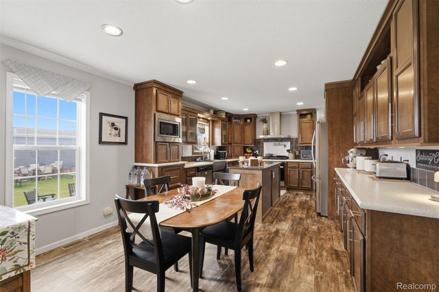 11197 Dogwood Court, Green Oak Township, MI 48178