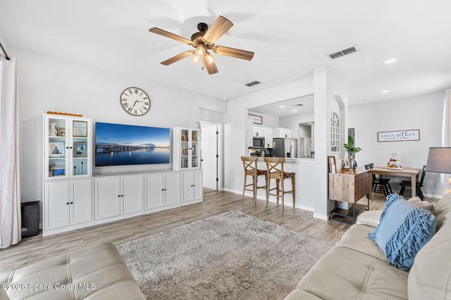1609 Dittmer Circle SE, Palm Bay, FL 32909