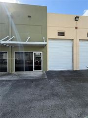 10601 NW 122nd Street 20, Medley, FL 33178