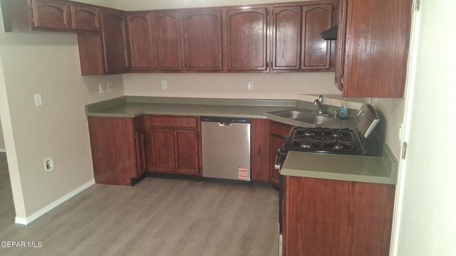 11940 JIM WEBB Drive, El Paso, TX 79934