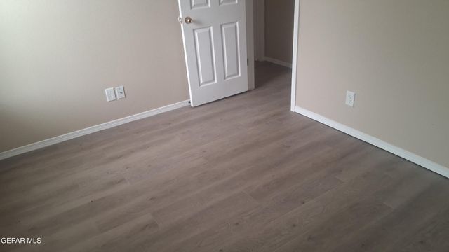 11940 JIM WEBB Drive, El Paso, TX 79934