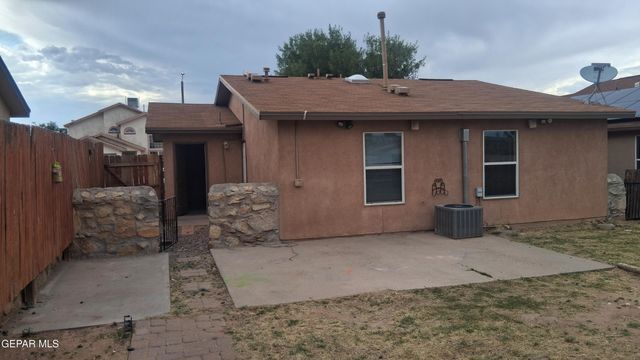 11940 JIM WEBB Drive, El Paso, TX 79934