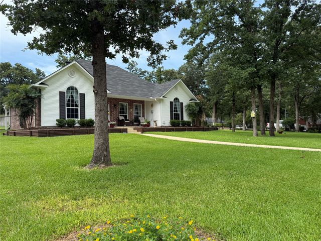 150 County Road 2439, Mineola, TX 75773