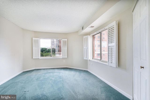 2151 JAMIESON AVE #809, Alexandria, VA 22314
