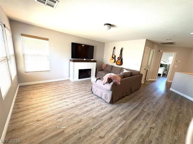 8328 Blazing Sky Court, Las Vegas, NV 89131