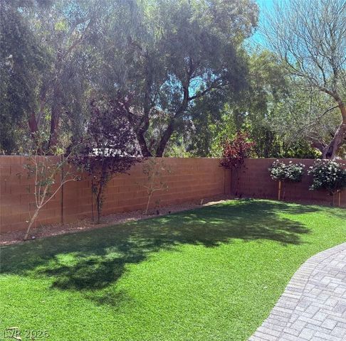 8328 Blazing Sky Court, Las Vegas, NV 89131