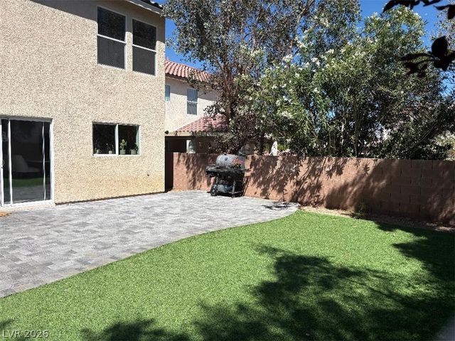 8328 Blazing Sky Court, Las Vegas, NV 89131