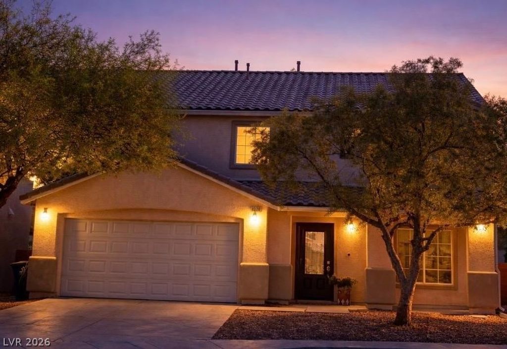 8328 Blazing Sky Court, Las Vegas, NV 89131
