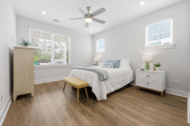 2089 Manor Parc Dr, Calabash, NC 28467