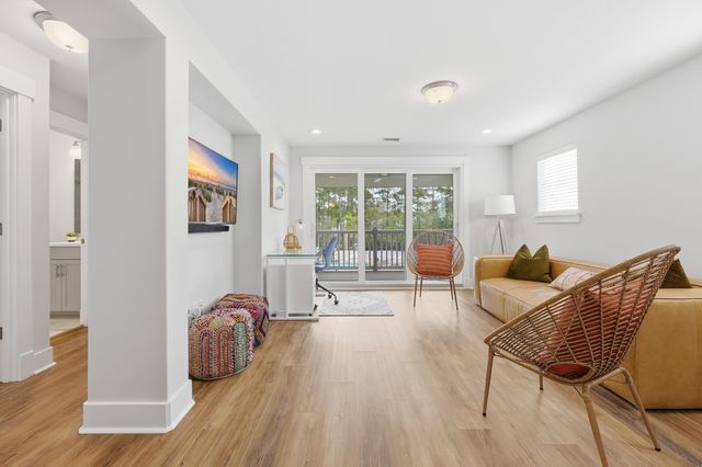 2089 Manor Parc Dr, Calabash, NC 28467