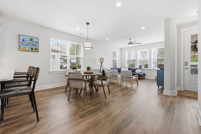 2089 Manor Parc Dr, Calabash, NC 28467