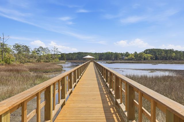 2089 Manor Parc Dr, Calabash, NC 28467