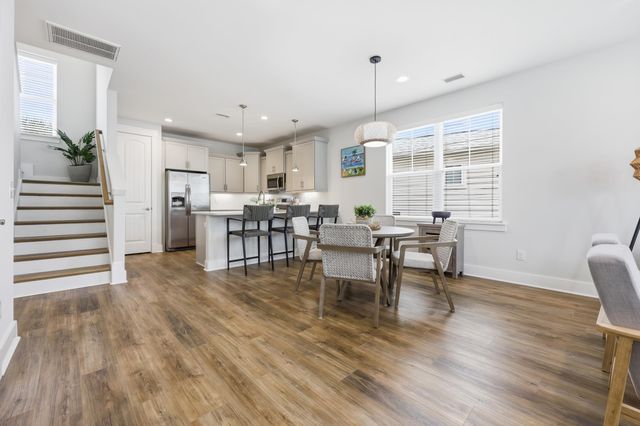 2089 Manor Parc Dr, Calabash, NC 28467