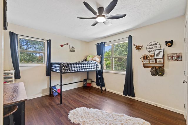 30 Pecan 2, Florence, TX 76527