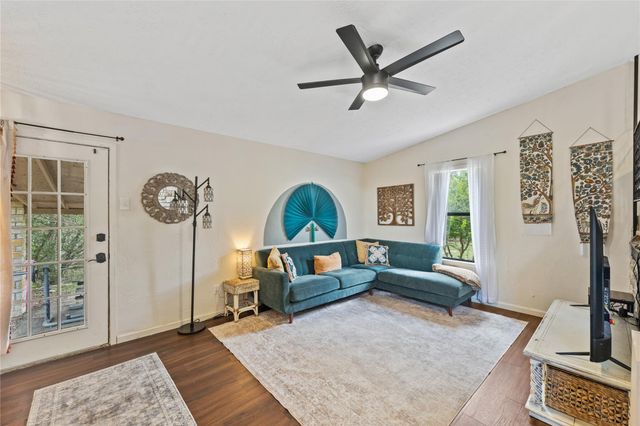 30 Pecan 2, Florence, TX 76527