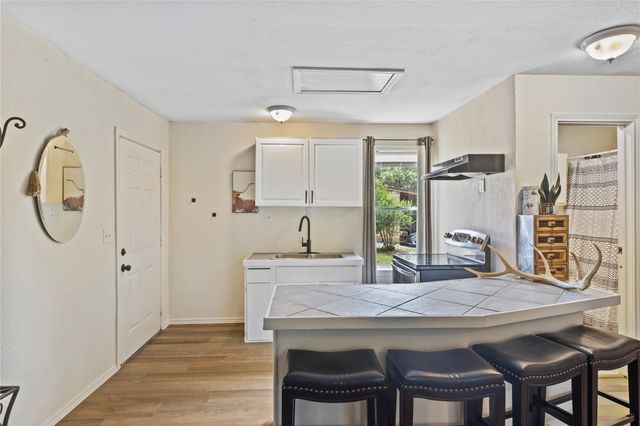 30 Pecan 2, Florence, TX 76527