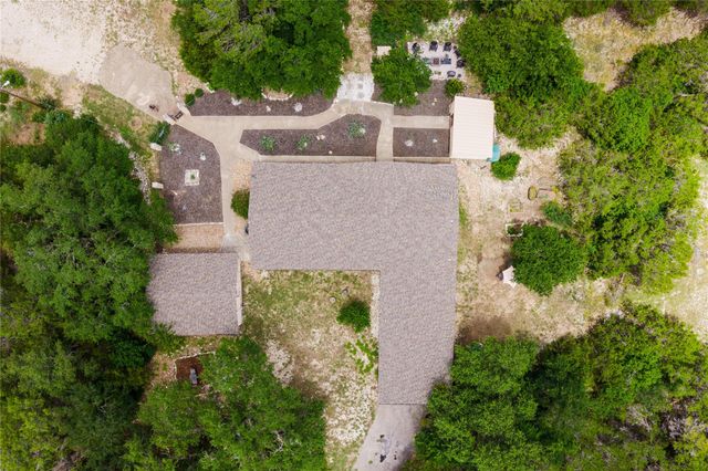 30 Pecan 2, Florence, TX 76527