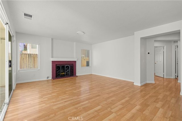 2136 E Colunga, Colton, CA 92324