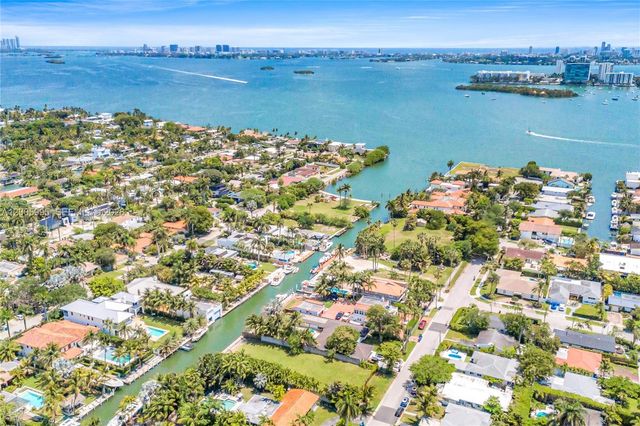 1051 NE 83rd St, Miami, FL 33138