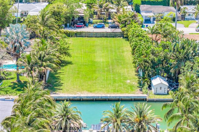 1051 NE 83rd St, Miami, FL 33138