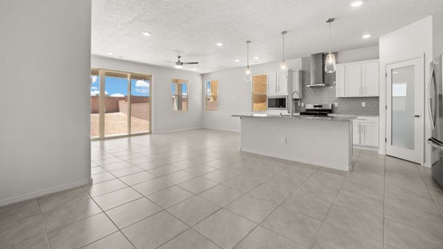 4339 Vista Manzano, Santa Fe, NM 87507