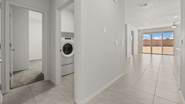 4339 Vista Manzano, Santa Fe, NM 87507