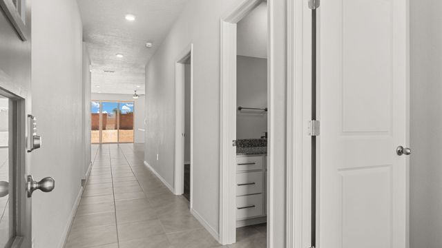4339 Vista Manzano, Santa Fe, NM 87507