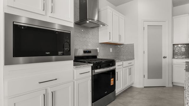 4339 Vista Manzano, Santa Fe, NM 87507