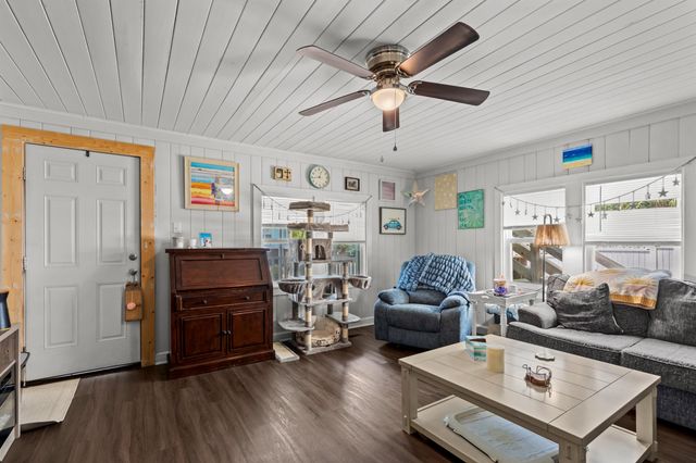 500 43rd Ave. S, North Myrtle Beach, SC 29582