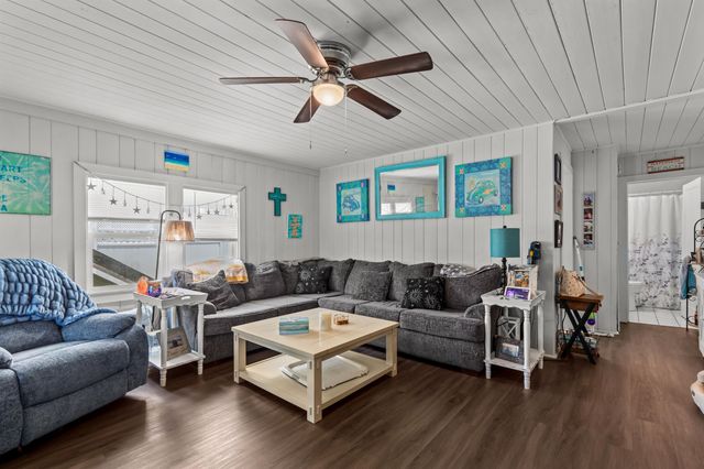 500 43rd Ave. S, North Myrtle Beach, SC 29582