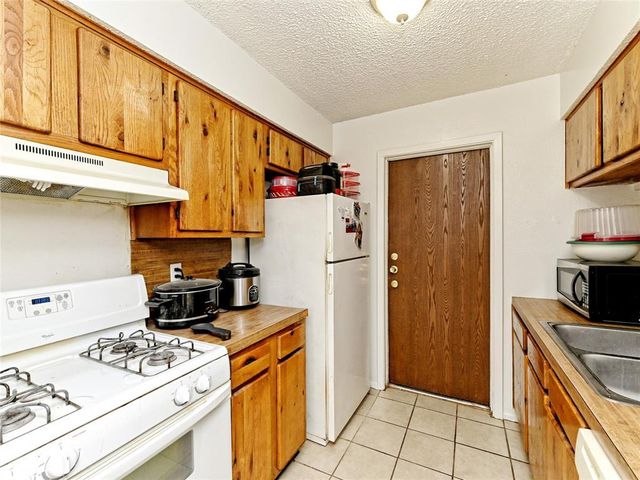 12002 Arrowwood DR, Austin, TX 78727