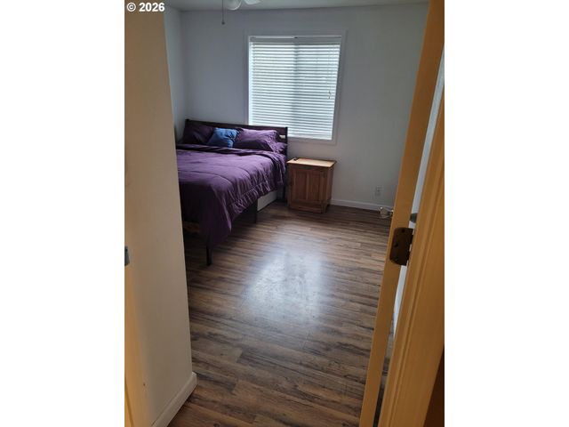 4548 CAMBON St, Eugene, OR 97402