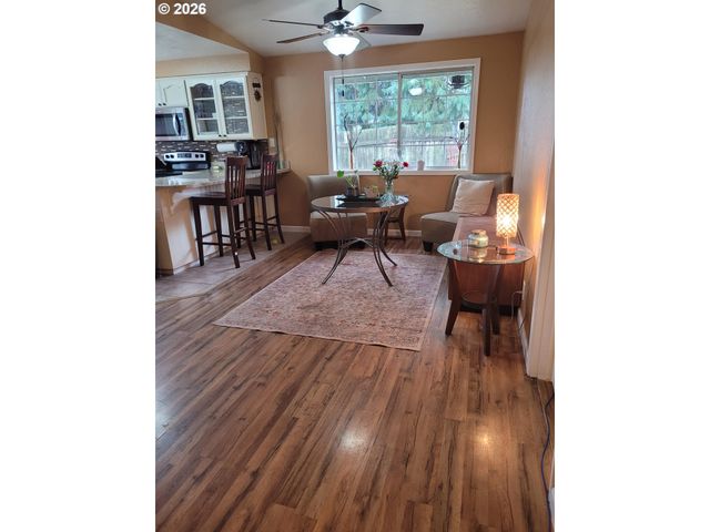 4548 CAMBON St, Eugene, OR 97402