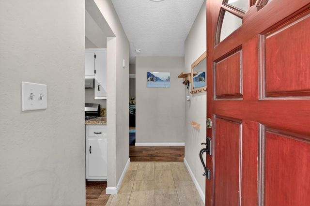 5724 Beech Ave, Orangevale, CA 95662