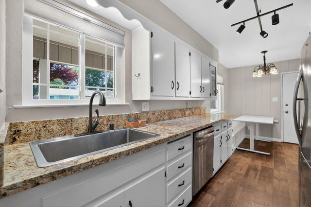 5724 Beech Ave, Orangevale, CA 95662