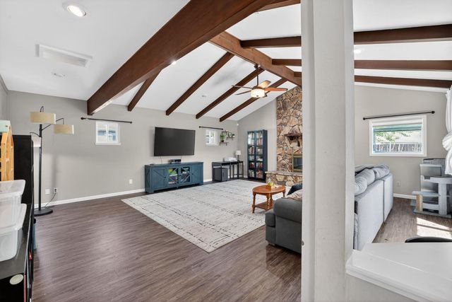 5724 Beech Ave, Orangevale, CA 95662