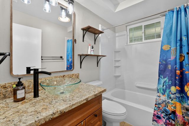 5724 Beech Ave, Orangevale, CA 95662