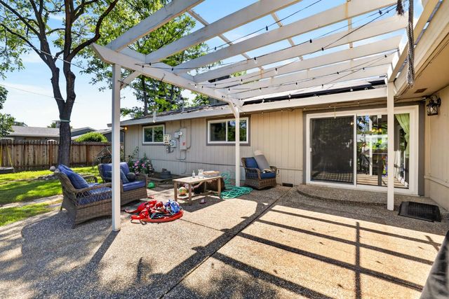 5724 Beech Ave, Orangevale, CA 95662