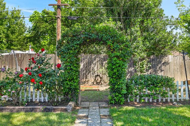 5724 Beech Ave, Orangevale, CA 95662