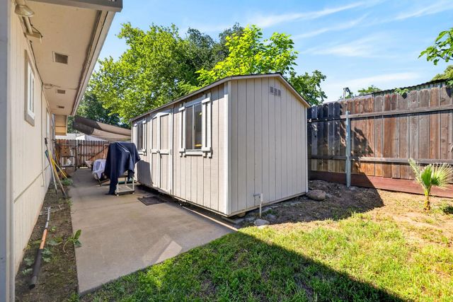 5724 Beech Ave, Orangevale, CA 95662