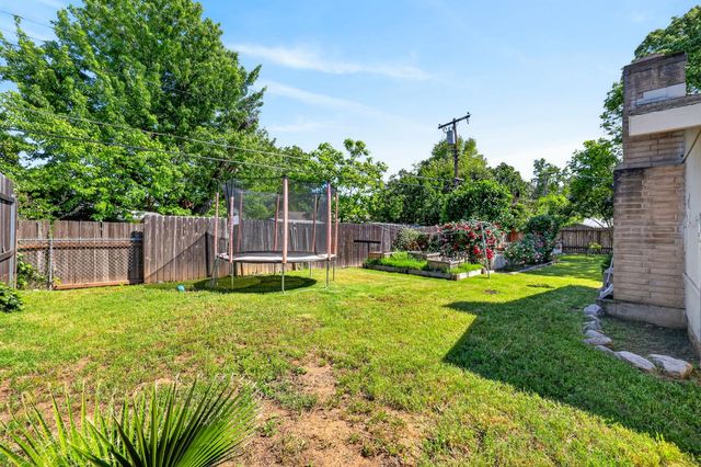 5724 Beech Ave, Orangevale, CA 95662