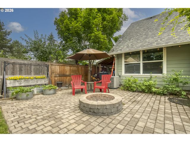 2235 Sw 194TH Ave, Beaverton, OR 97003