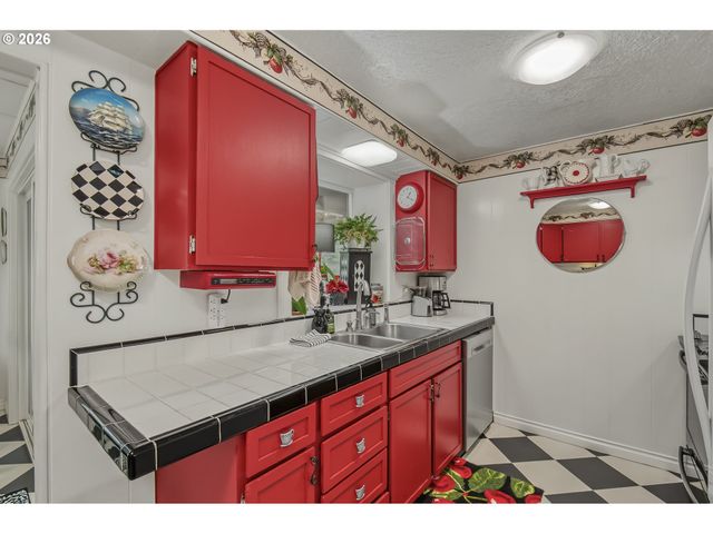 2235 Sw 194TH Ave, Beaverton, OR 97003